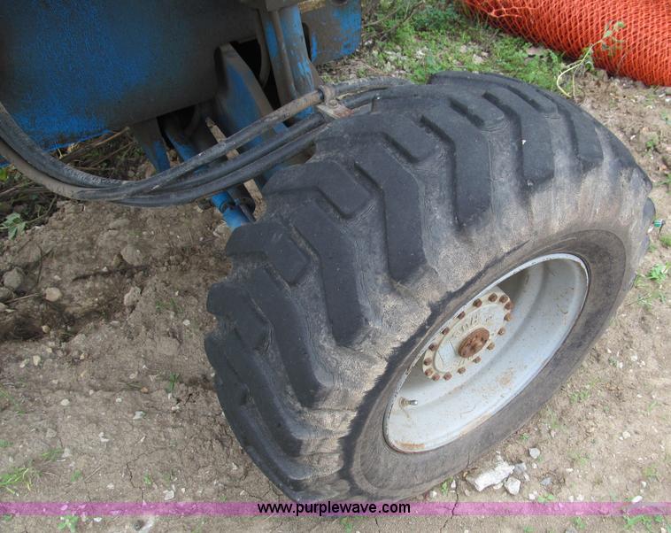 image for item E5600 1998 Genie S40 boom lift