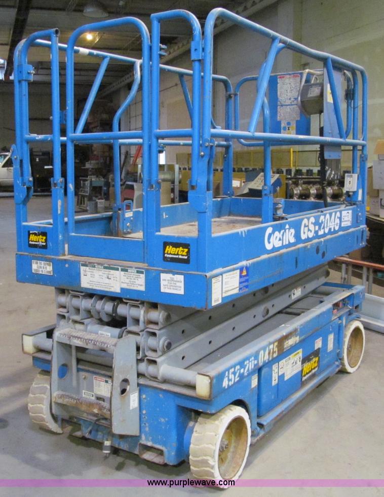 image for item E5604 Genie GS2046 scissor lift