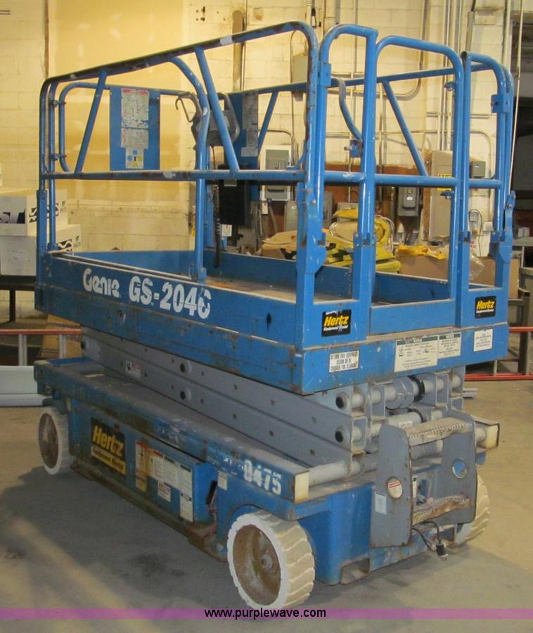 image for item E5604 Genie GS2046 scissor lift