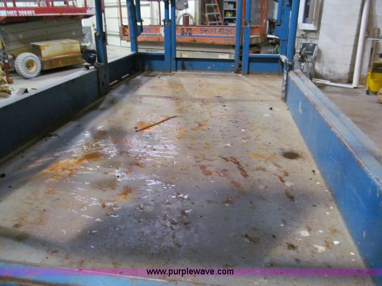 image for item E5604 Genie GS2046 scissor lift