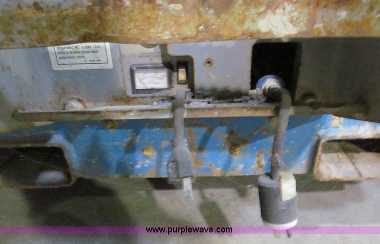 image for item E5604 Genie GS2046 scissor lift