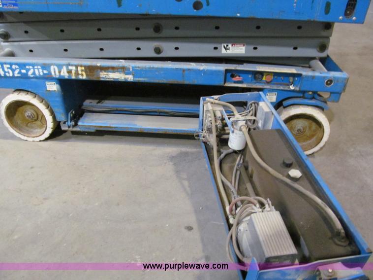 image for item E5604 Genie GS2046 scissor lift
