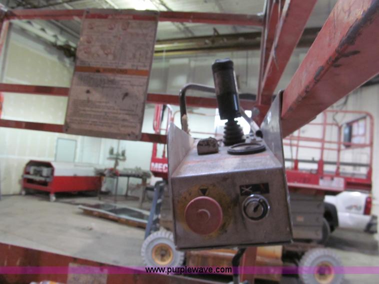 image for item E5607 Skyjack 4626 SJIII scissor lift