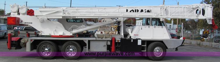 image for item E5610 1996 Koehring MCH-350D truck crane