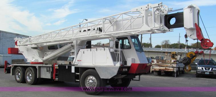 image for item E5610 1996 Koehring MCH-350D truck crane