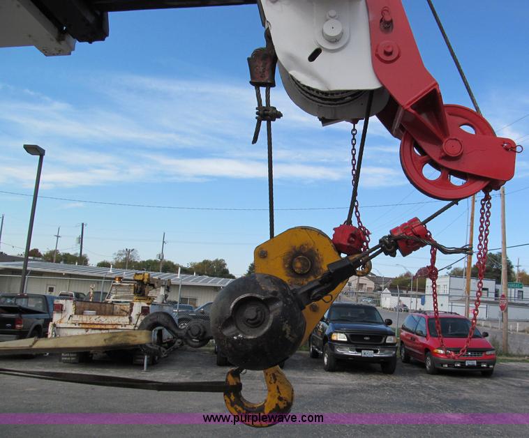 image for item E5610 1996 Koehring MCH-350D truck crane