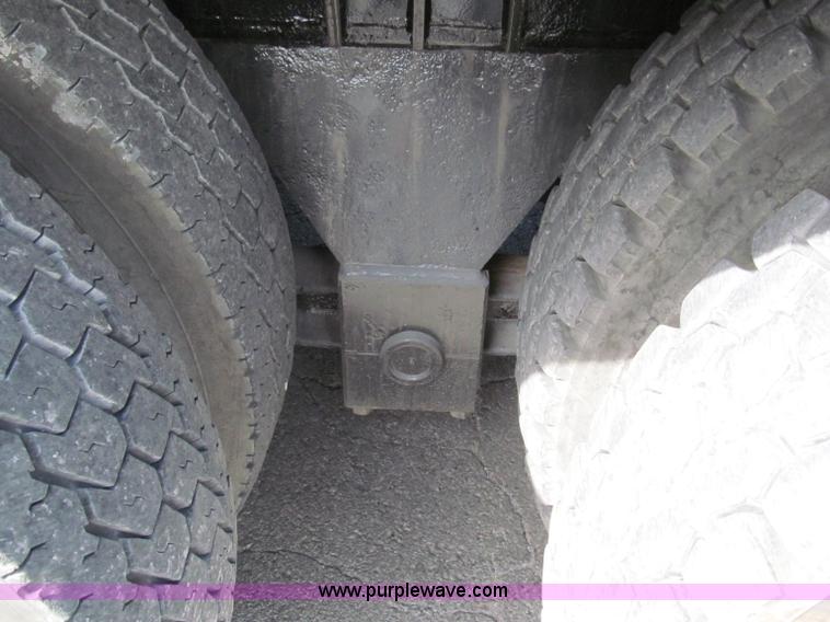 image for item E5610 1996 Koehring MCH-350D truck crane