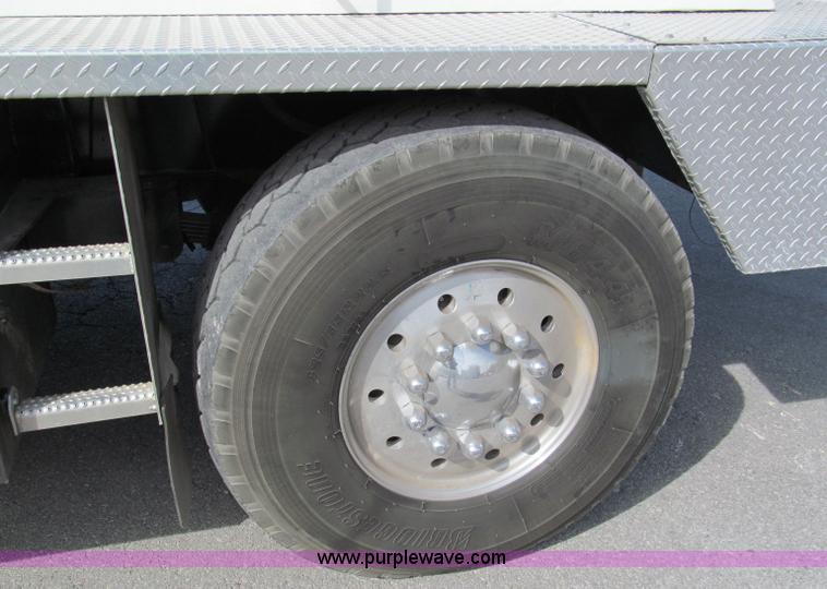 image for item E5610 1996 Koehring MCH-350D truck crane