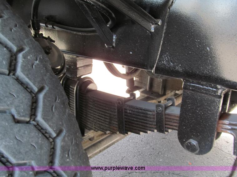 image for item E5610 1996 Koehring MCH-350D truck crane