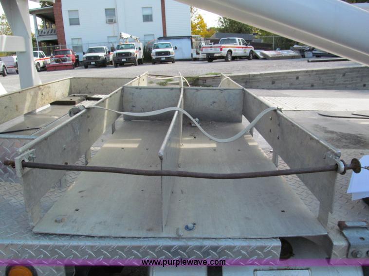 image for item E5610 1996 Koehring MCH-350D truck crane