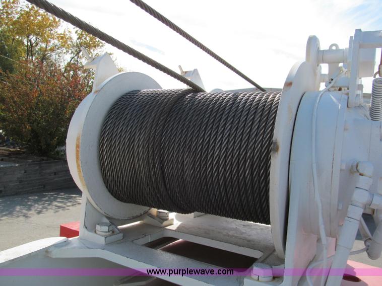 image for item E5610 1996 Koehring MCH-350D truck crane