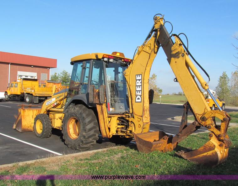 image for item E5643 2003 John Deere 410G backhoe