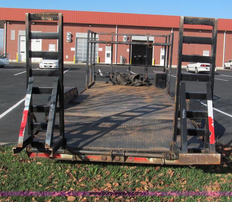 image for item E5644 2008 Maxey HD 20' equipment trailer