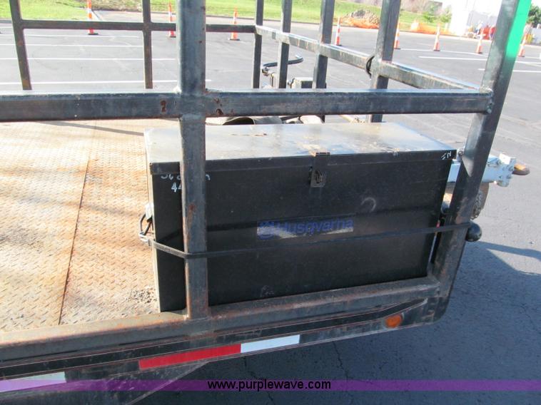 image for item E5644 2008 Maxey HD 20' equipment trailer