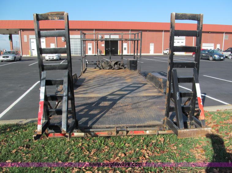 image for item E5644 2008 Maxey HD 20' equipment trailer