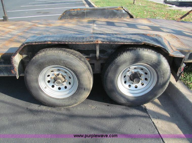 image for item E5644 2008 Maxey HD 20' equipment trailer