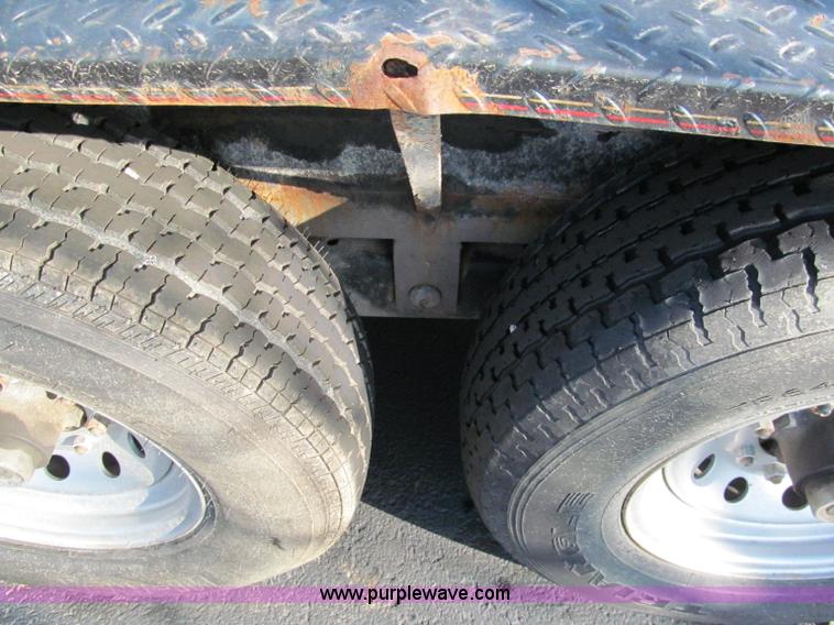 image for item E5644 2008 Maxey HD 20' equipment trailer