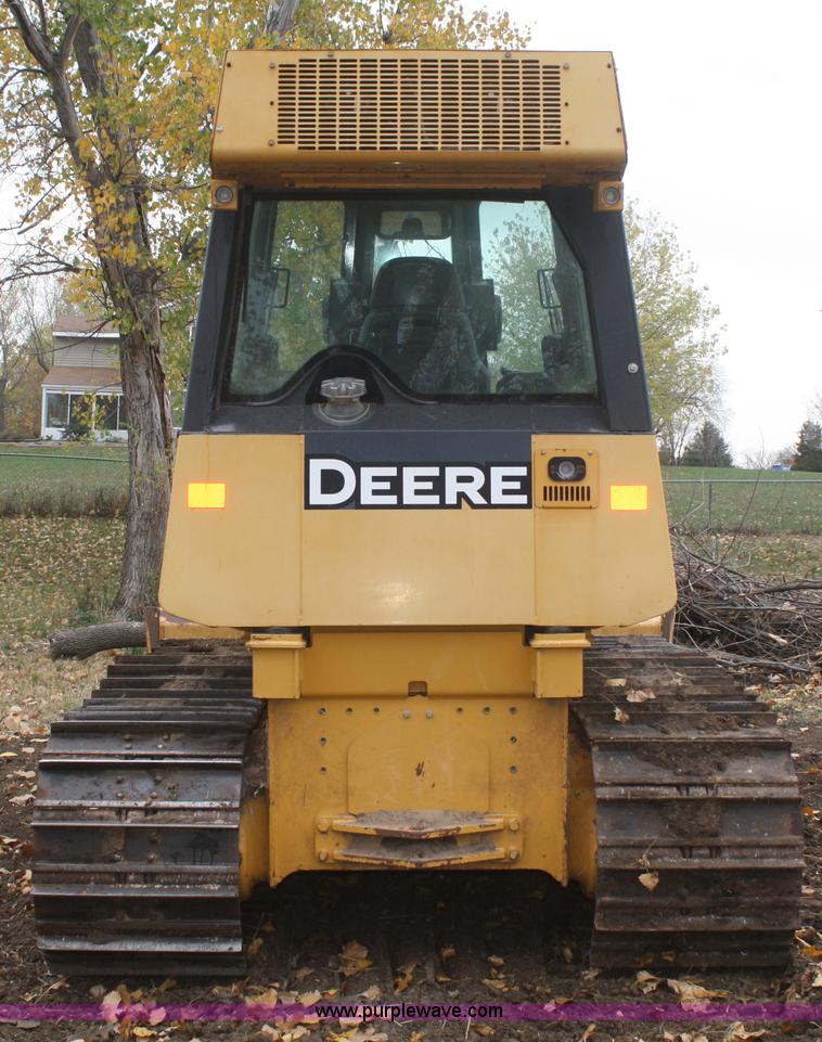 image for item F2520 2005 John Deere 450J LGP dozer