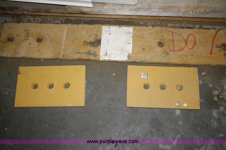 image for item F2520 2005 John Deere 450J LGP dozer