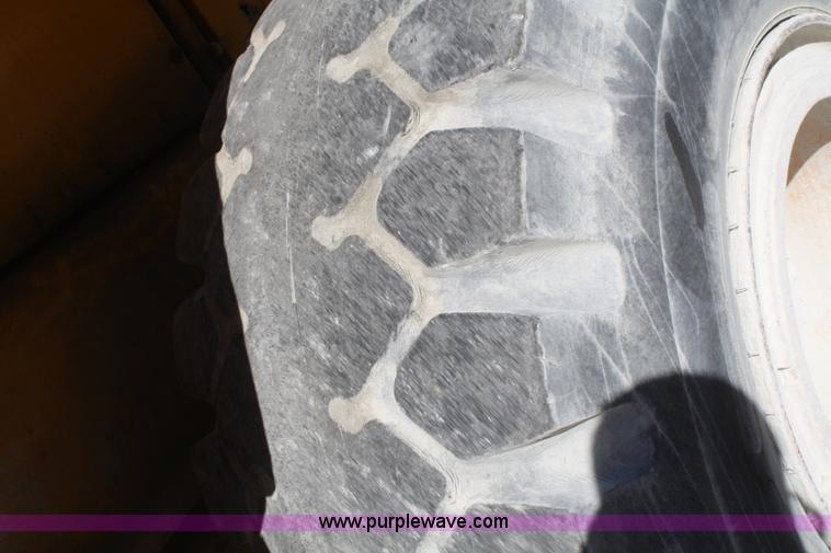 image for item F2610 1990 Michigan / Volvo L120 wheel loader