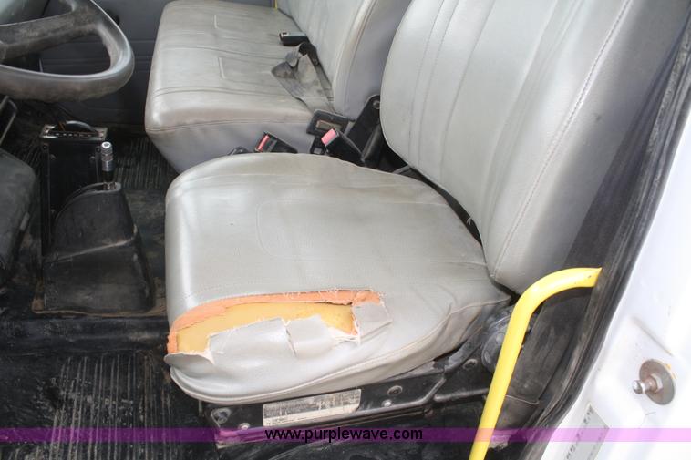 image for item F2640 1998 Freightliner FL50 service truck