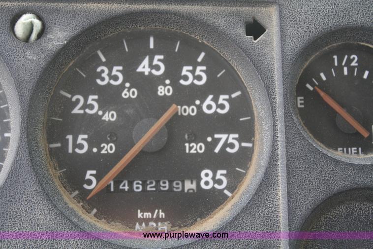 image for item F2640 1998 Freightliner FL50 service truck