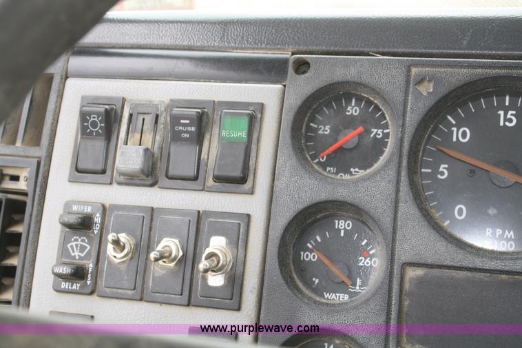 image for item F2640 1998 Freightliner FL50 service truck