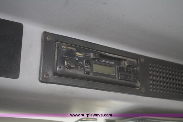 image for item F2640 1998 Freightliner FL50 service truck