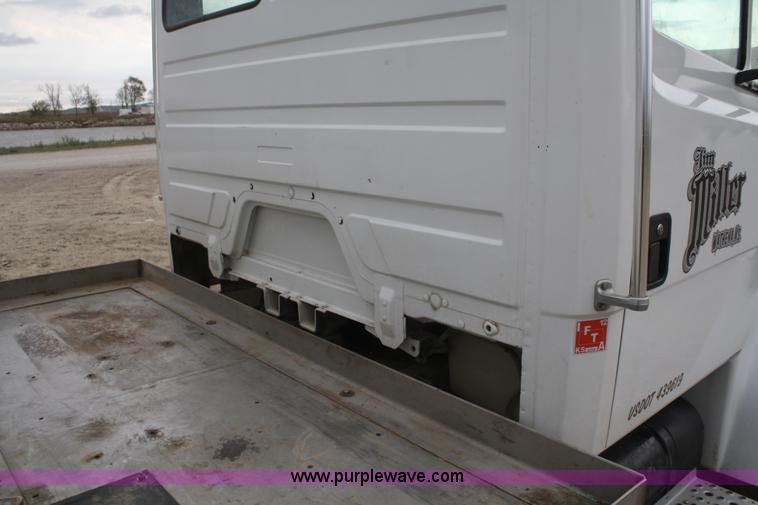 image for item F2640 1998 Freightliner FL50 service truck