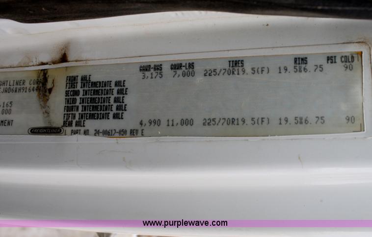 image for item F2640 1998 Freightliner FL50 service truck