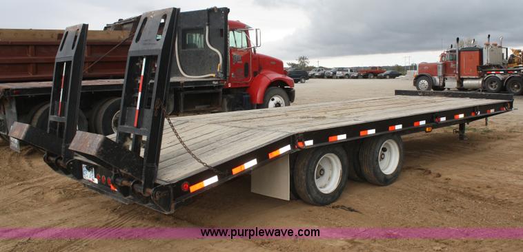 image for item F2642 2006 Pitts TA20T trailer