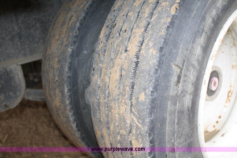 image for item F2642 2006 Pitts TA20T trailer