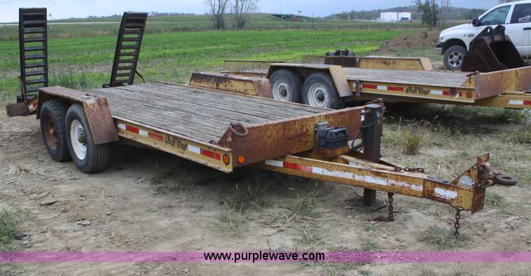 image for item F2646 1995 Redi Haul trailer