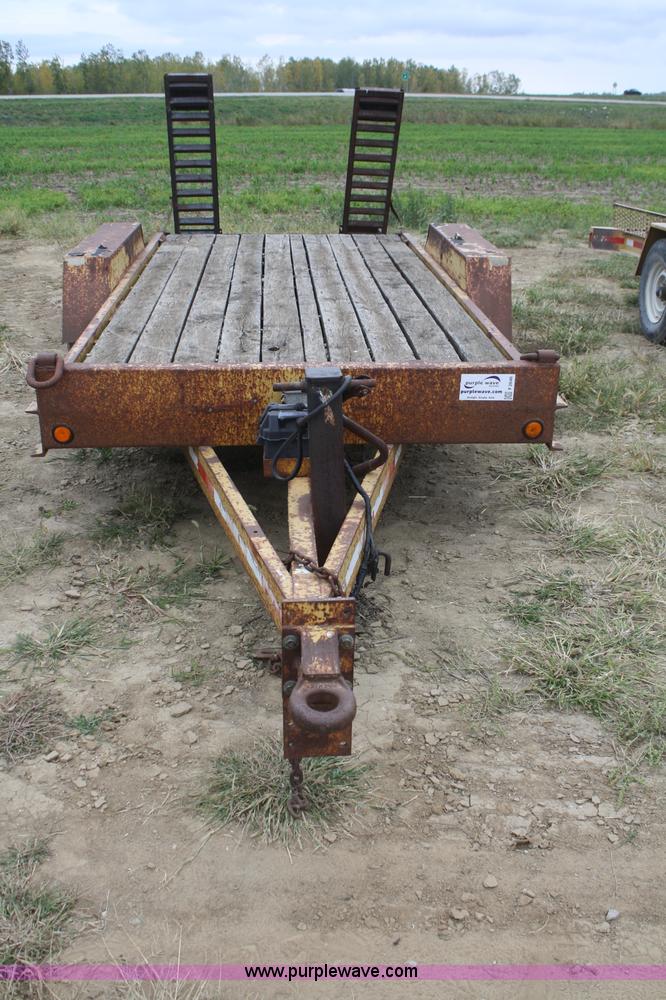 image for item F2646 1995 Redi Haul trailer