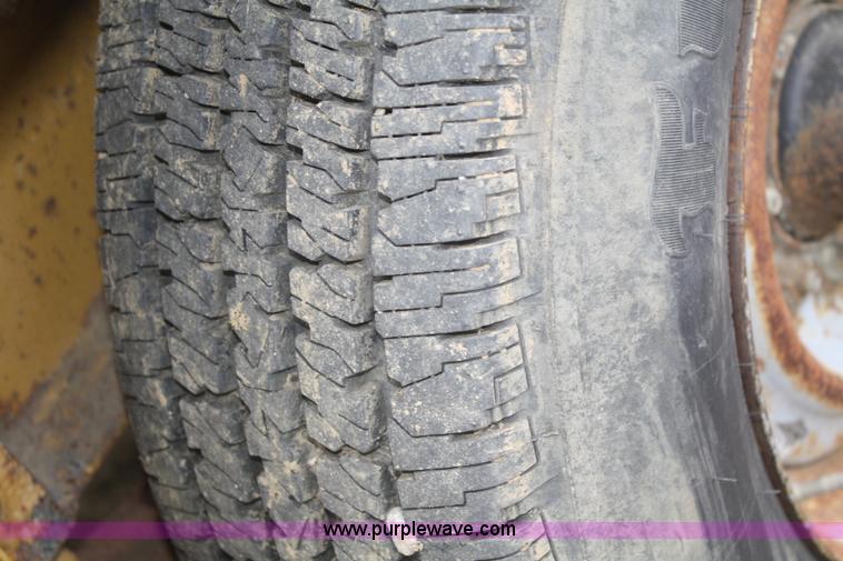 image for item F2646 1995 Redi Haul trailer