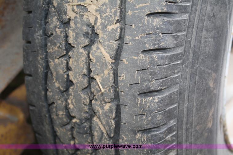 image for item F2647 1998 Redi Haul 17' trailer