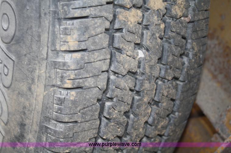 image for item F2647 1998 Redi Haul 17' trailer