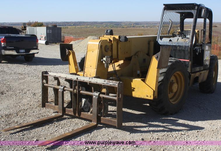image for item F2698 2003 Caterpillar TH63 telehandler