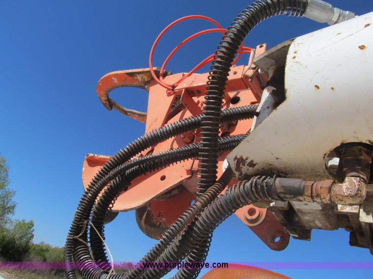 image for item F3053 2000 GMC C7500 digger derrick truck