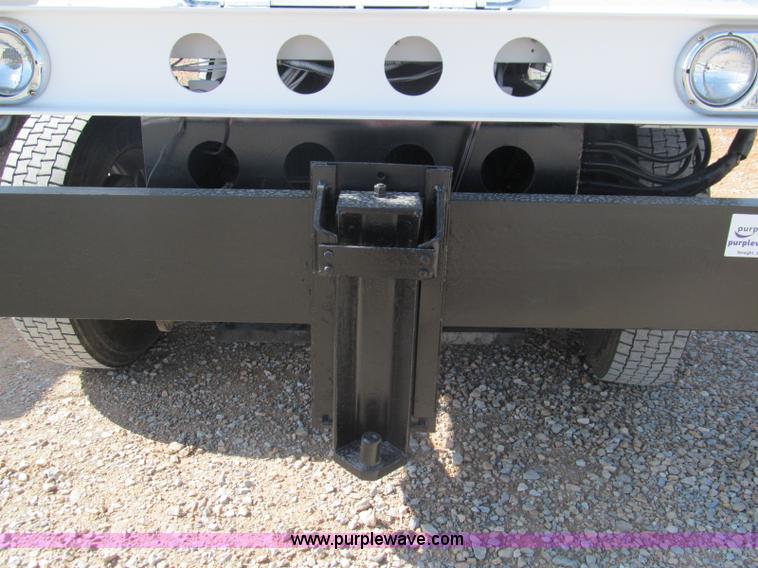 image for item F3057 1992 Capacity TJ4000 yard truck