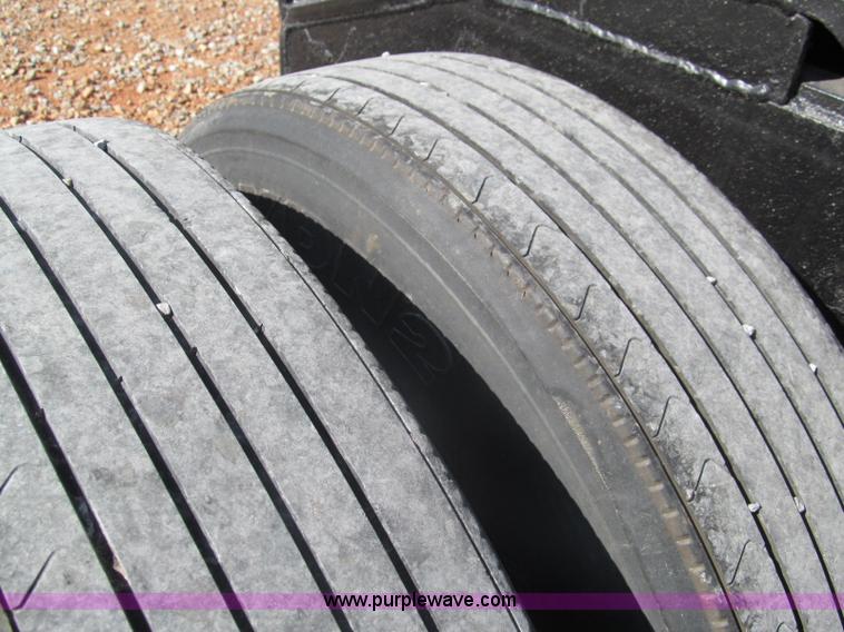 image for item F3057 1992 Capacity TJ4000 yard truck