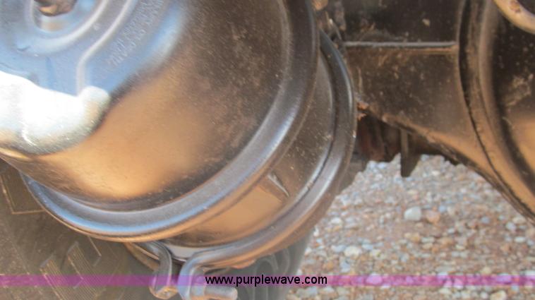 image for item F3057 1992 Capacity TJ4000 yard truck