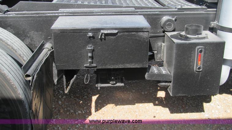 image for item F3057 1992 Capacity TJ4000 yard truck