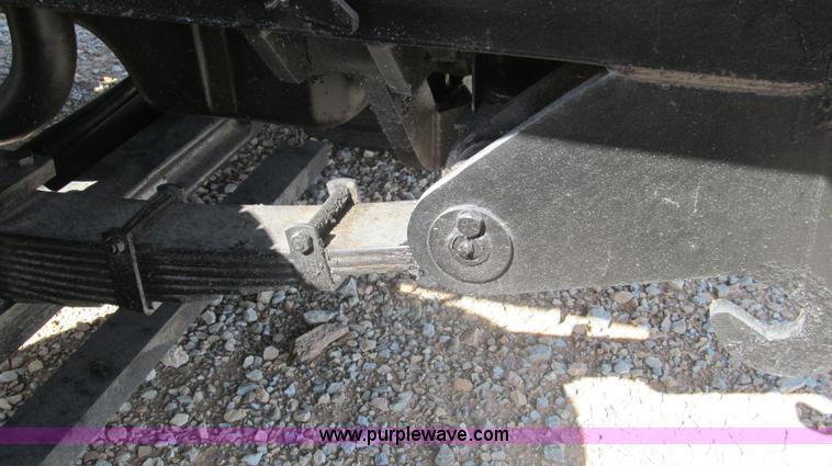 image for item F3057 1992 Capacity TJ4000 yard truck