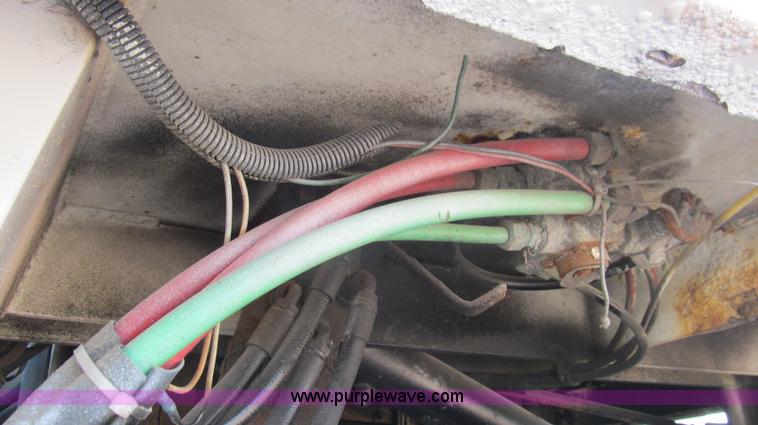 image for item F3057 1992 Capacity TJ4000 yard truck