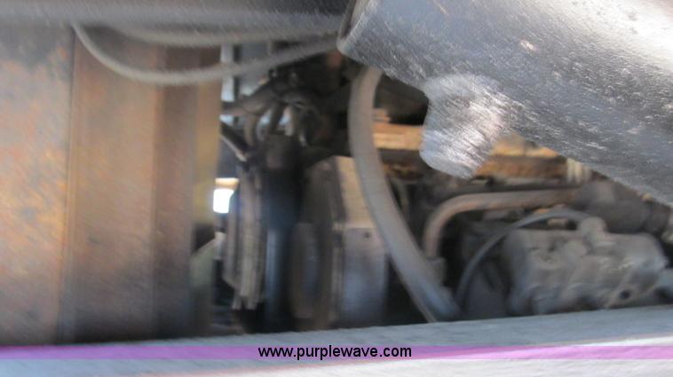 image for item F3057 1992 Capacity TJ4000 yard truck