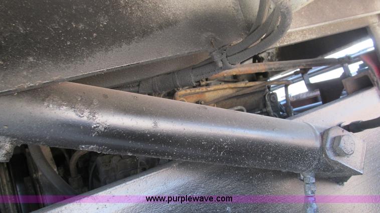 image for item F3057 1992 Capacity TJ4000 yard truck