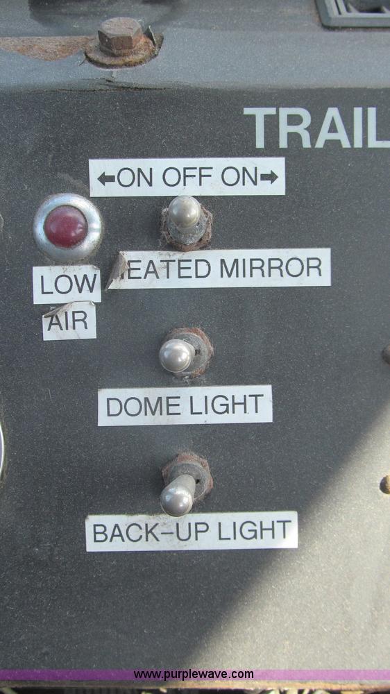 image for item F3057 1992 Capacity TJ4000 yard truck