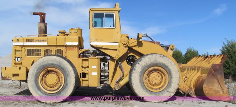 image for item F4609 Dresser 570 wheel loader