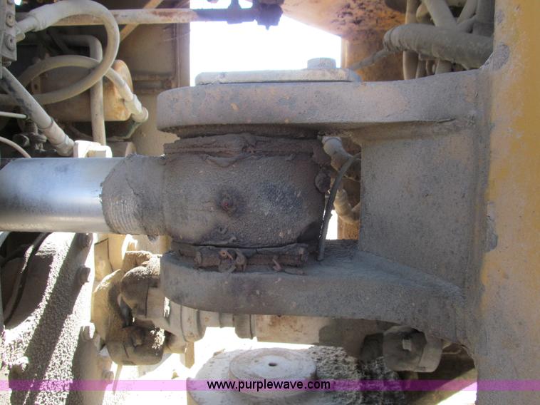 image for item F4609 Dresser 570 wheel loader